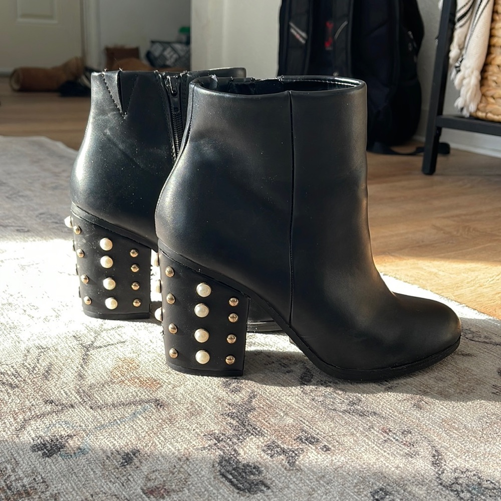 Express Block Heel Rhinestone Bootie. Size 9. Lig… - image 2